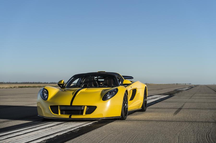  Hennessey Venom GT Spyder 2016 года  (фото 14 из 21)